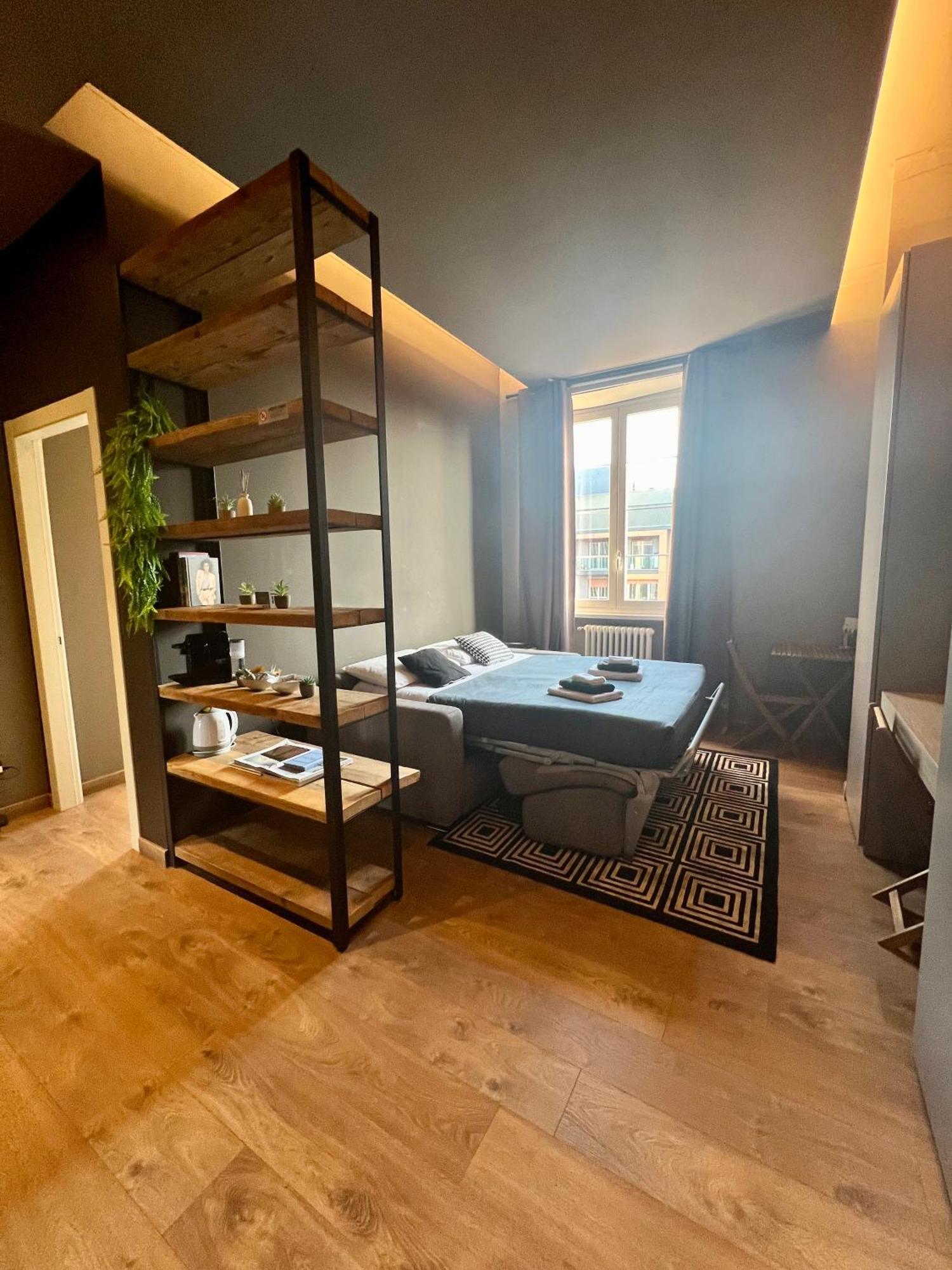 Apartamento New Luxury Stunning Bilo In The Heart Of Moscova Milán